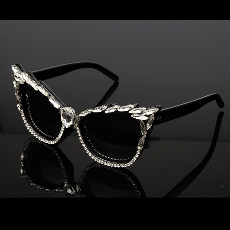 Cat eye sunglasses with rhinestones Île papillon