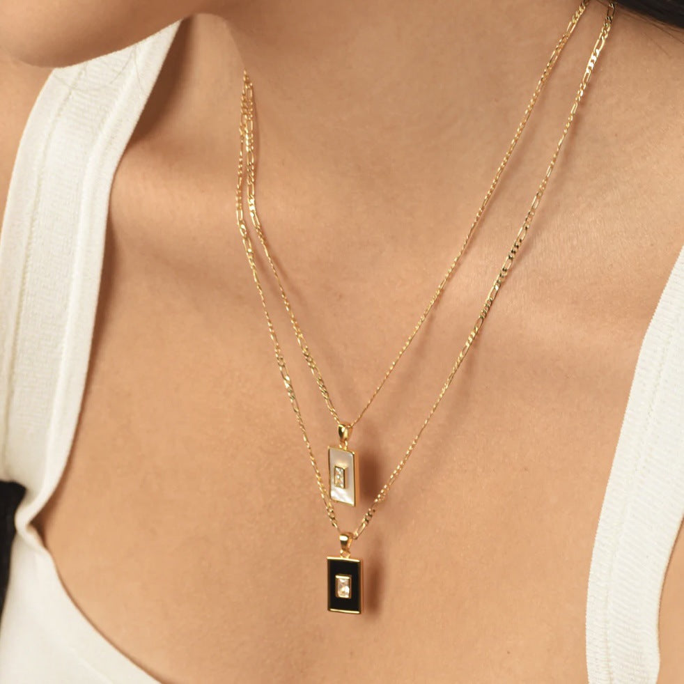 Vintage 18K Gold Plated Titanium Square Shell Zircon Necklace Jewelry Set Île papillon