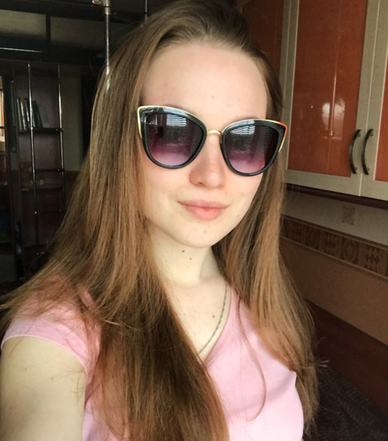Ladies retro cat eye sunglasses Île papillon