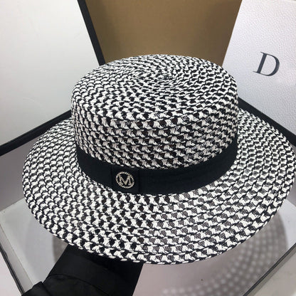 HT208 Retro Wide Brim Letter M Straw Hat Ladies Sun Hats Travel Île papillon