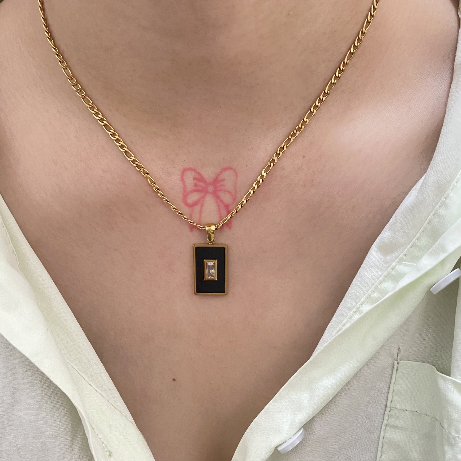 Vintage 18K Gold Plated Titanium Square Shell Zircon Necklace Jewelry Set Île papillon