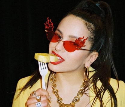 Triangle cat eye flame style sunglasses Île papillon