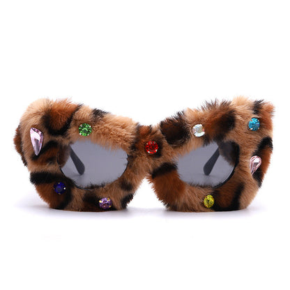 New Cat Eye Studded Diamond Sunglasses Île papillon
