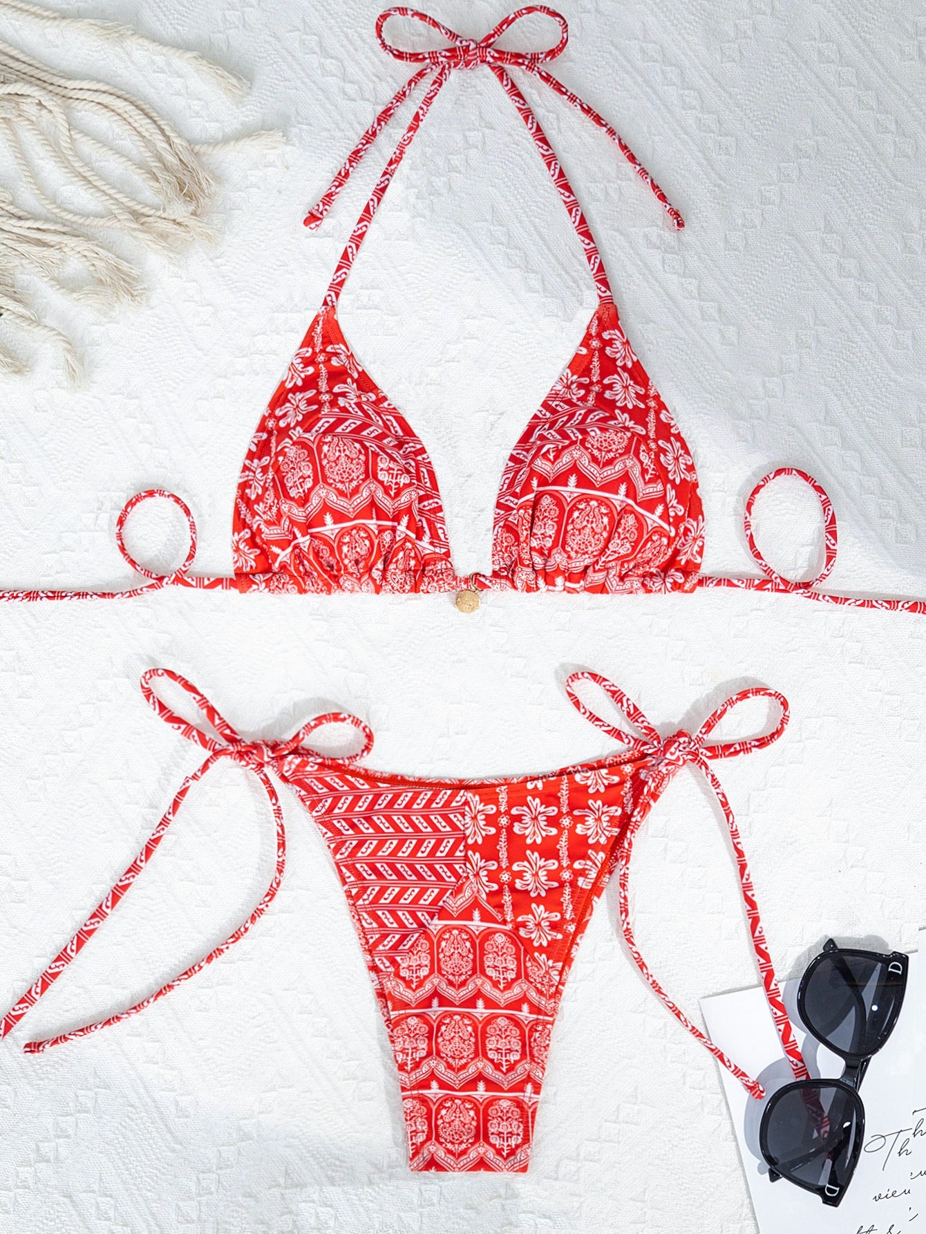 Lace-up Swimwear Deluxe Bikini Set Île papillon