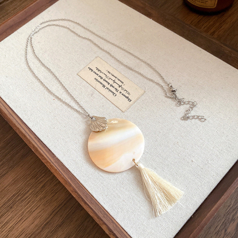 Shell-shaped Round Tassel Earrings And Necklace Jewelry Set Île papillon