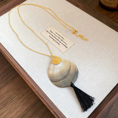 Shell-shaped Round Tassel Earrings And Necklace Jewelry Set Île papillon